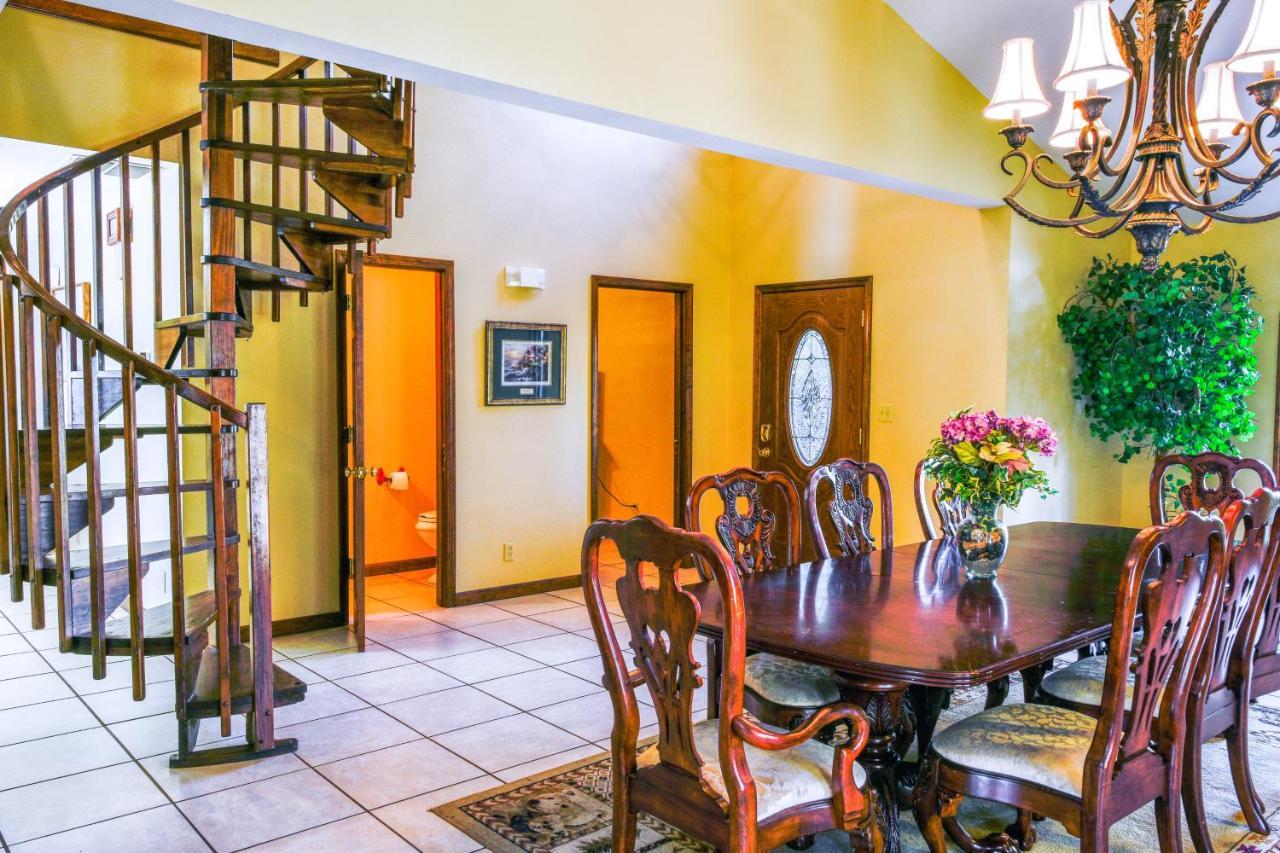 Meadow Creek Manor Villa Whittier ภายนอก รูปภาพ